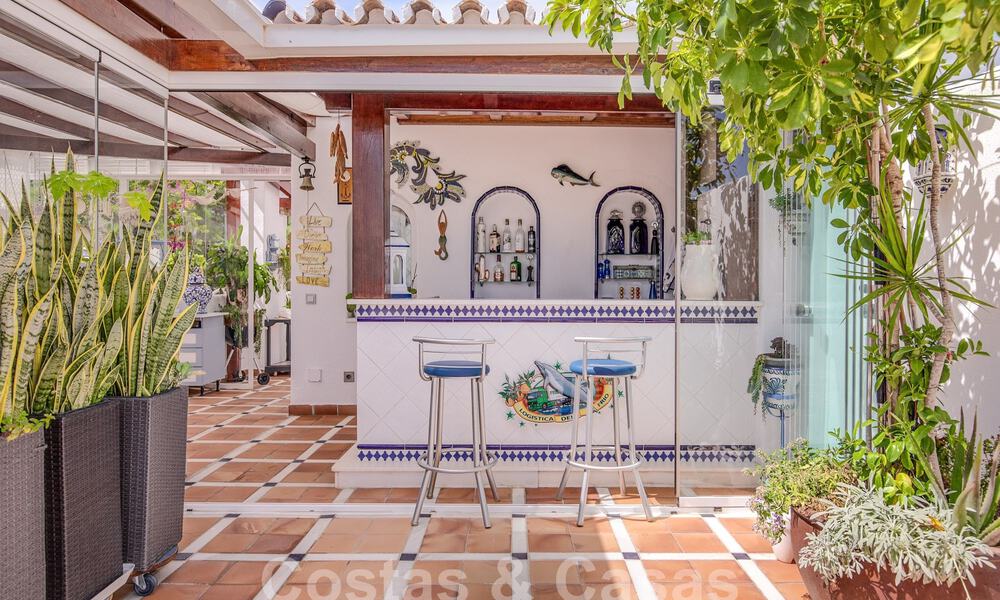 Penthouse à vendre avec solarium et vue à 360°, à deux pas de la plage et du centre de Puerto Banus, Marbella 59046