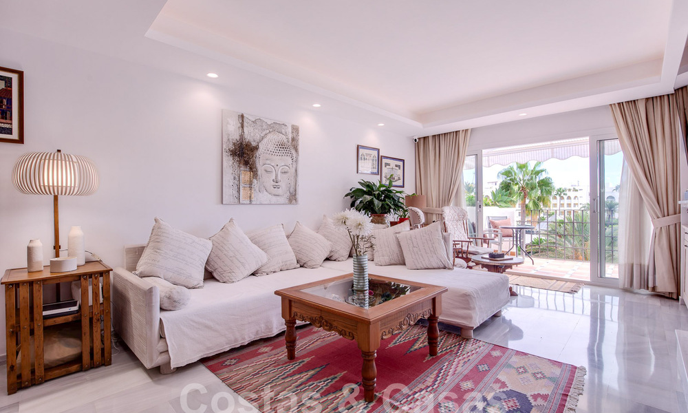 Penthouse à vendre avec solarium et vue à 360°, à deux pas de la plage et du centre de Puerto Banus, Marbella 59053