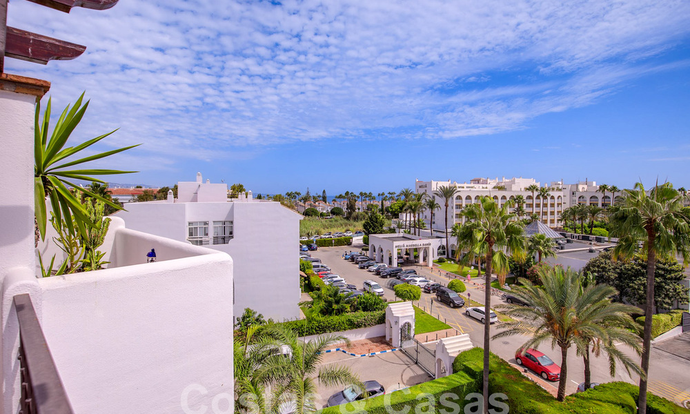 Penthouse à vendre avec solarium et vue à 360°, à deux pas de la plage et du centre de Puerto Banus, Marbella 59055