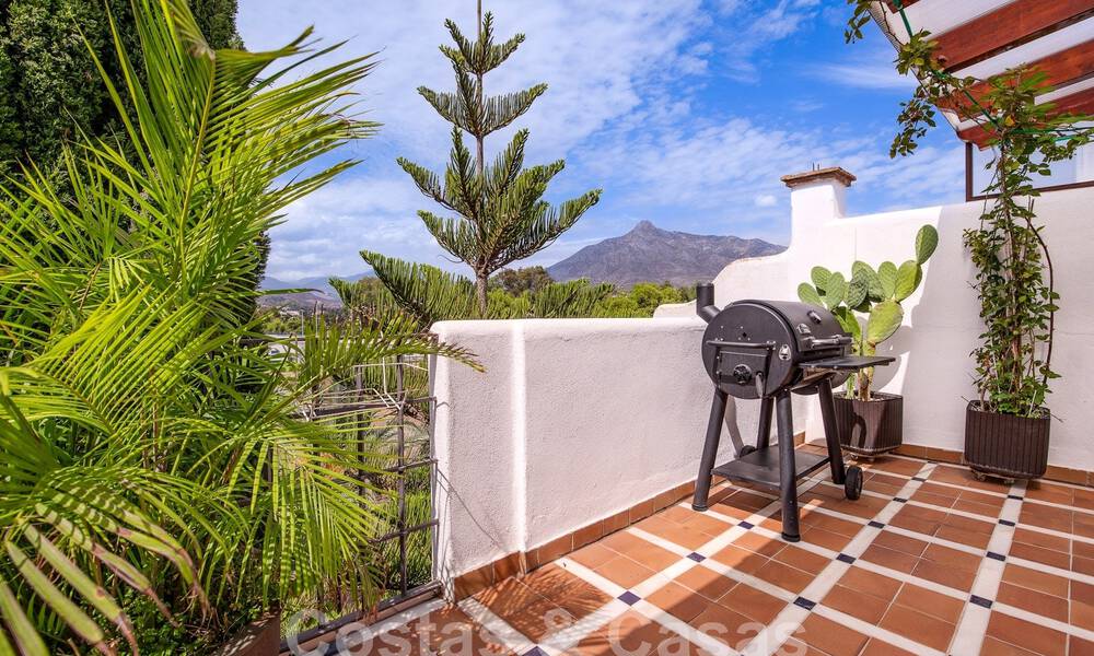 Penthouse à vendre avec solarium et vue à 360°, à deux pas de la plage et du centre de Puerto Banus, Marbella 59061