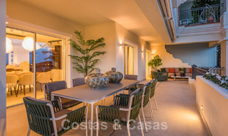 Spacieux appartement de luxe à vendre avec vue panoramique sur la mer dans une urbanisation protégée sur le Golden Mile, Marbella 59815 