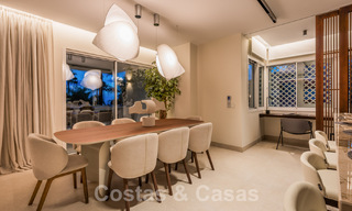 Spacieux appartement de luxe à vendre avec vue panoramique sur la mer dans une urbanisation protégée sur le Golden Mile, Marbella 59820 