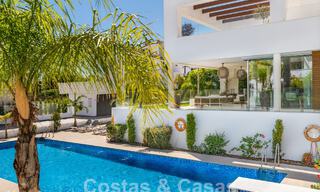 Villa moderne de luxe à vendre à quelques pas de la plage et du centre de San Pedro, Marbella 59181 