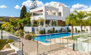 Villa moderne de luxe à vendre à quelques pas de la plage et du centre de San Pedro, Marbella 59182 
