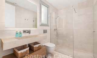 Villa moderne de luxe à vendre à quelques pas de la plage et du centre de San Pedro, Marbella 59190 