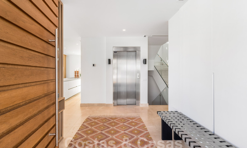 Villa moderne de luxe à vendre à quelques pas de la plage et du centre de San Pedro, Marbella 59197