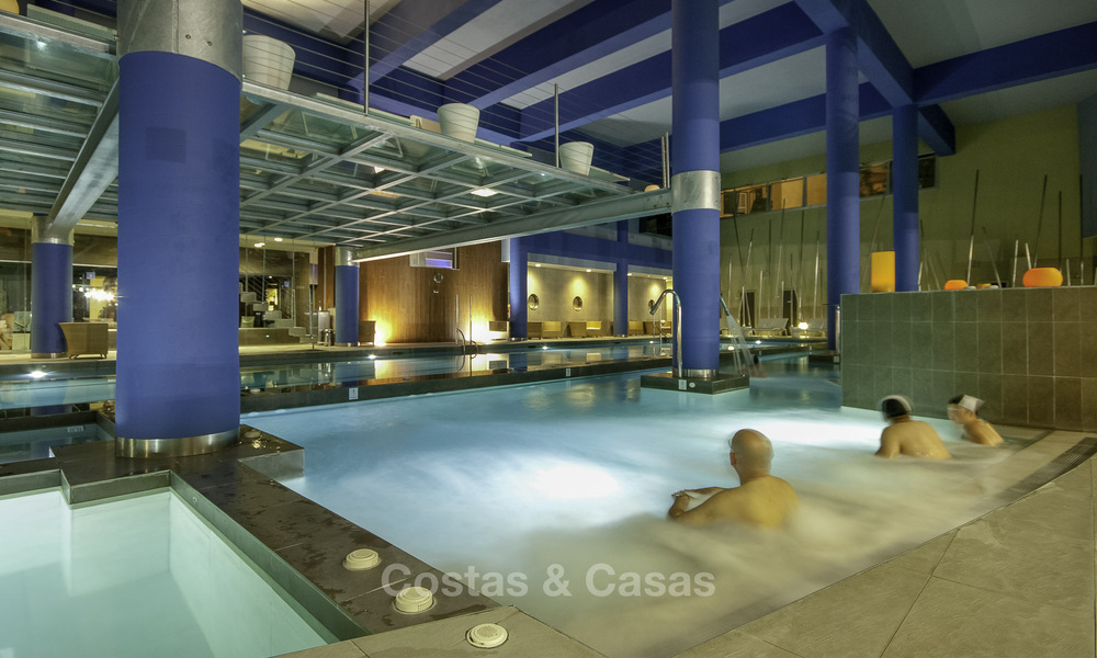 Villas architecturales de luxe à vendre dans un complexe de luxe à Fuengirola, Costa del Sol 59170