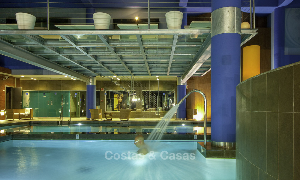 Villas architecturales de luxe à vendre dans un complexe de luxe à Fuengirola, Costa del Sol 59171