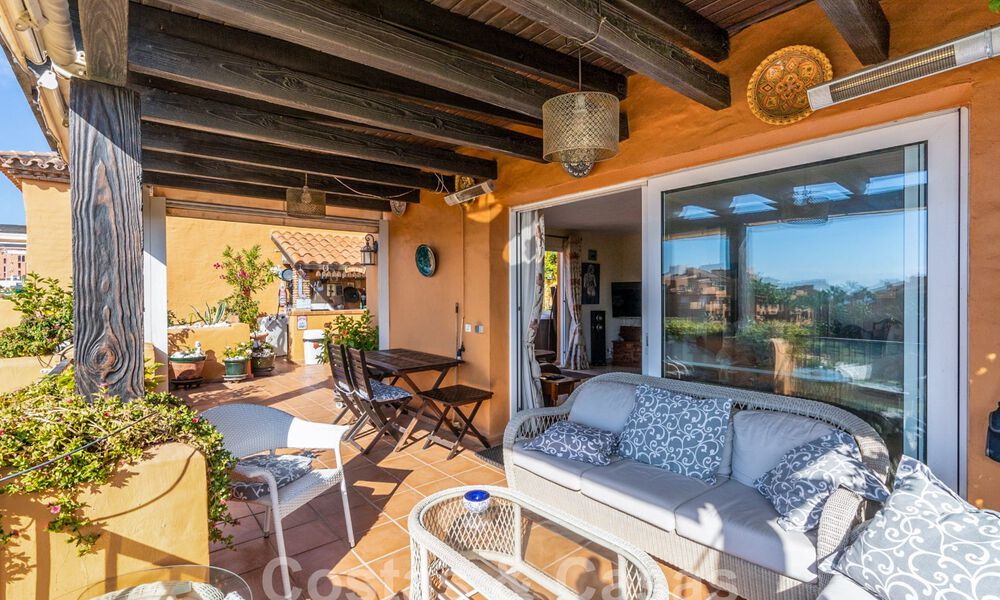 Spacieux penthouse à vendre dans un complexe de plage fermé avec vue magnifique sur la mer à La Duquesa, Costa del Sol 59333