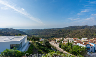 Villa de luxe moderne à vendre avec vue sur la mer dans une communauté fermée entourée de nature à Marbella - Benahavis 59265 