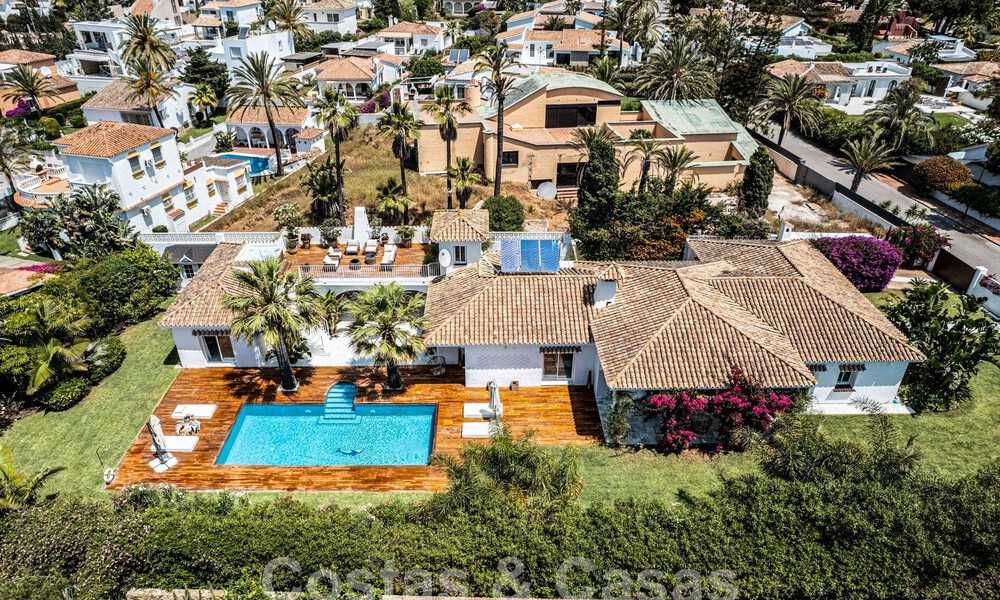 Villa méditerranéenne de luxe à vendre à quelques pas de la plage à l'est du centre de Marbella 59384