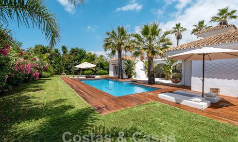 Villa méditerranéenne de luxe à vendre à quelques pas de la plage à l'est du centre de Marbella 59398