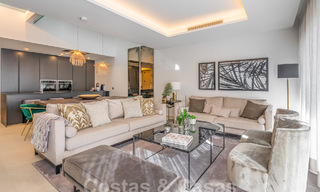 Maison moderne et familiale à vendre dans un complexe balnéaire à quelques minutes à pied du centre d'Estepona 59415 