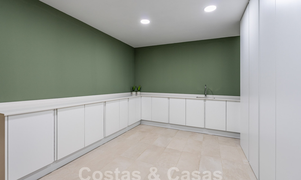 Maison moderne et familiale à vendre dans un complexe balnéaire à quelques minutes à pied du centre d'Estepona 59417