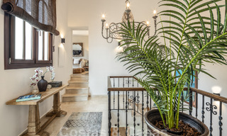 Villa méditerranéenne de luxe à vendre dans une communauté fermée à El Madroñal, Marbella - Benahavis 59511 