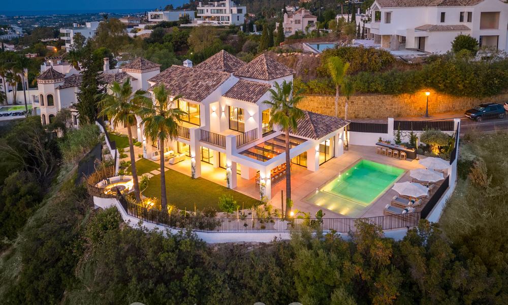 Villa andalouse moderne de luxe avec vue imprenable sur la mer à vendre dans le quartier fermé de La Quinta, Marbella - Benahavis 59531