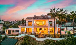 Villa andalouse moderne de luxe avec vue imprenable sur la mer à vendre dans le quartier fermé de La Quinta, Marbella - Benahavis 59533 