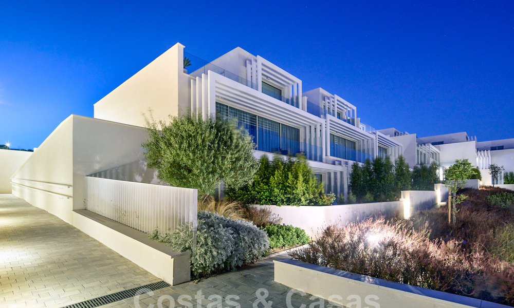 Dernière maison à vendre! Maisons jumelées neuves à vendre, golf de première ligne, Sotogrande - Costa del Sol 59367
