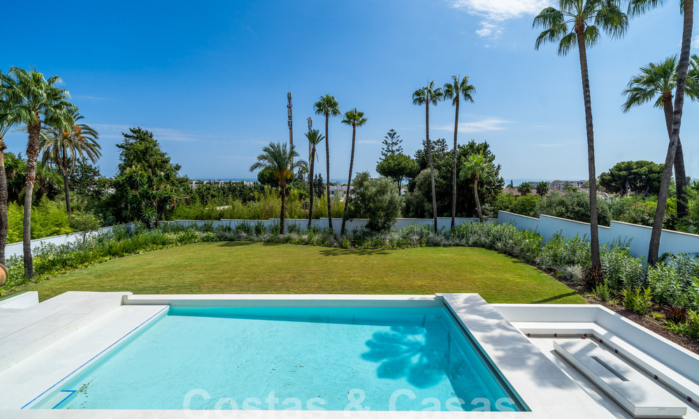 Villa contemporaine neuve à vendre dans une urbanisation golfique privilégiée sur le Nouveau Golden Mile, Marbella - Benahavis 59567