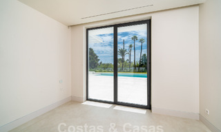 Villa contemporaine neuve à vendre dans une urbanisation golfique privilégiée sur le Nouveau Golden Mile, Marbella - Benahavis 59579 