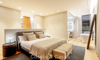 Villa contemporaine neuve à vendre dans une urbanisation golfique privilégiée sur le Nouveau Golden Mile, Marbella - Benahavis 782464 