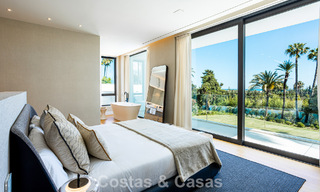 Villa contemporaine neuve à vendre dans une urbanisation golfique privilégiée sur le Nouveau Golden Mile, Marbella - Benahavis 782478 