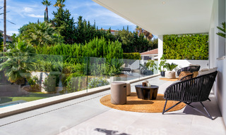 Villa de luxe moderne à vendre dans un style architectural contemporain, à quelques minutes à pied de Puerto Banus, Marbella 59625 