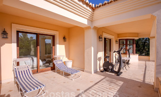Villa de luxe intemporelle au charme andalou à vendre entourée de terrains de golf à Marbella - Benahavis 59668 
