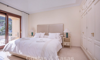 Villa de luxe intemporelle au charme andalou à vendre entourée de terrains de golf à Marbella - Benahavis 59669 