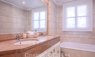 Villa de luxe intemporelle au charme andalou à vendre entourée de terrains de golf à Marbella - Benahavis 59670 