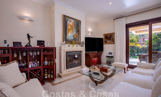 Villa de luxe intemporelle au charme andalou à vendre entourée de terrains de golf à Marbella - Benahavis 59687 
