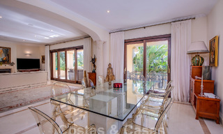 Villa de luxe intemporelle au charme andalou à vendre entourée de terrains de golf à Marbella - Benahavis 59688 