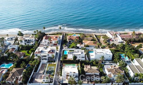 Villa à rénover avec un grand potentiel à vendre à quelques mètres de la plage dans un quartier populaire de Marbella Est 59715