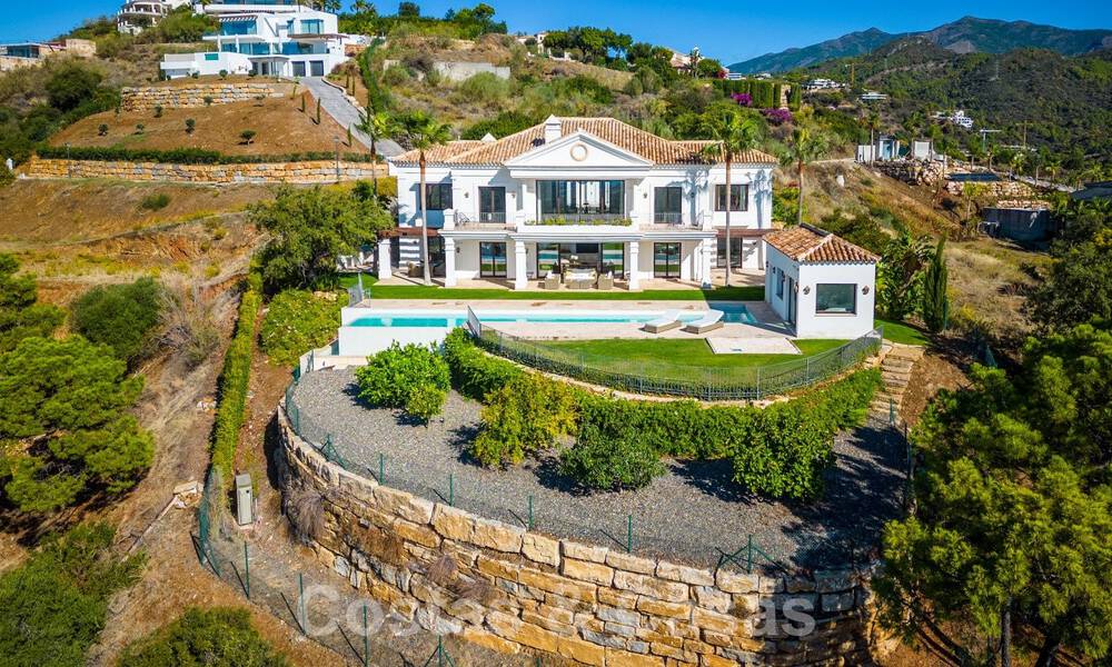 Villa de luxe de style méditerranéen à vendre avec vue panoramique sur la mer à Marbella - Benahavis 59830