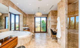 Villa de luxe de style méditerranéen à vendre avec vue panoramique sur la mer à Marbella - Benahavis 59836 