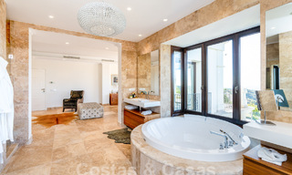 Villa de luxe de style méditerranéen à vendre avec vue panoramique sur la mer à Marbella - Benahavis 59837 
