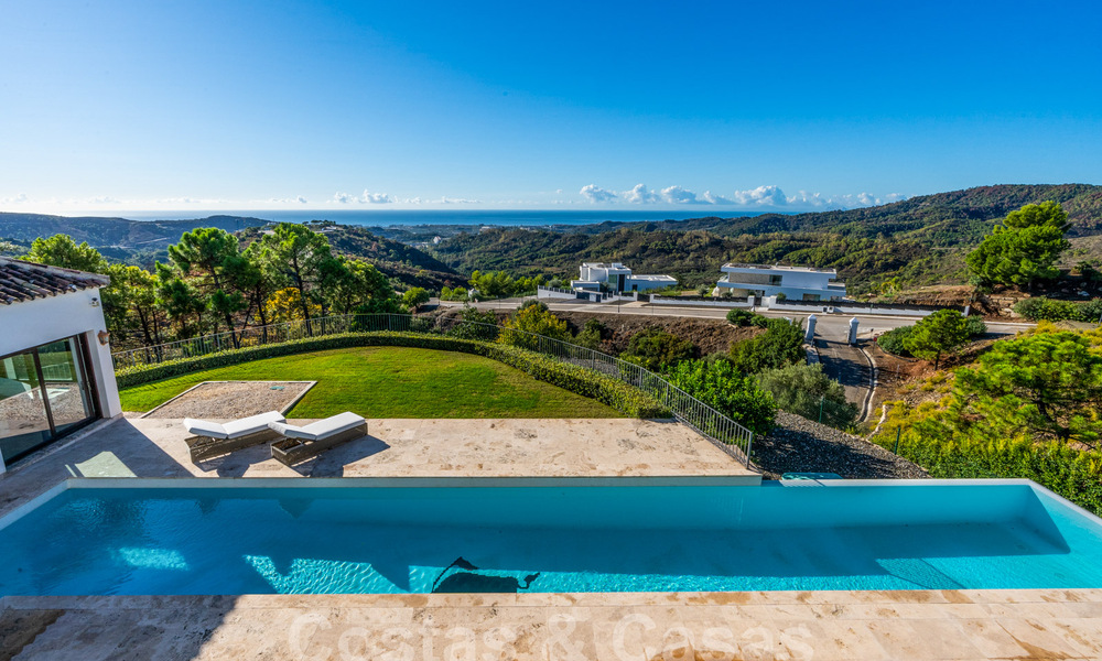 Villa de luxe de style méditerranéen à vendre avec vue panoramique sur la mer à Marbella - Benahavis 59842