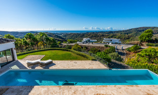 Villa de luxe de style méditerranéen à vendre avec vue panoramique sur la mer à Marbella - Benahavis 59842 