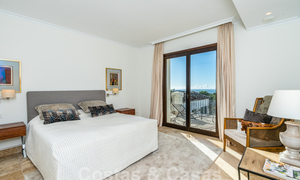 Villa de luxe de style méditerranéen à vendre avec vue panoramique sur la mer à Marbella - Benahavis 59849