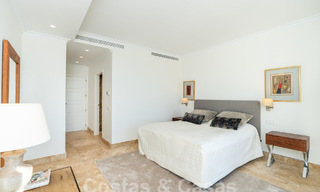 Villa de luxe de style méditerranéen à vendre avec vue panoramique sur la mer à Marbella - Benahavis 59850 