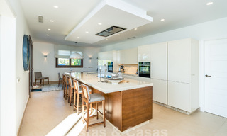 Villa de luxe de style méditerranéen à vendre avec vue panoramique sur la mer à Marbella - Benahavis 59864 