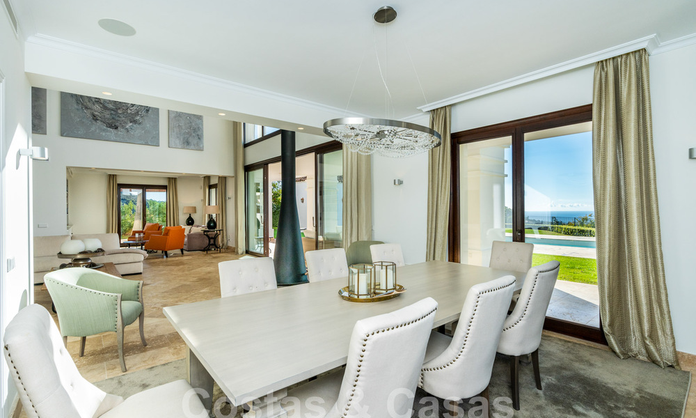 Villa de luxe de style méditerranéen à vendre avec vue panoramique sur la mer à Marbella - Benahavis 59868