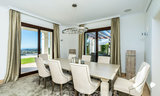 Villa de luxe de style méditerranéen à vendre avec vue panoramique sur la mer à Marbella - Benahavis 59870 