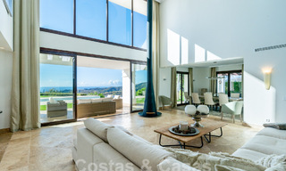 Villa de luxe de style méditerranéen à vendre avec vue panoramique sur la mer à Marbella - Benahavis 59874 
