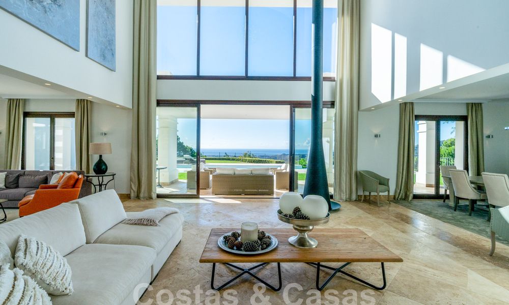 Villa de luxe de style méditerranéen à vendre avec vue panoramique sur la mer à Marbella - Benahavis 59875