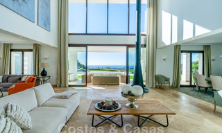 Villa de luxe de style méditerranéen à vendre avec vue panoramique sur la mer à Marbella - Benahavis 59875 