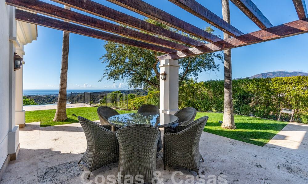 Villa de luxe de style méditerranéen à vendre avec vue panoramique sur la mer à Marbella - Benahavis 59879