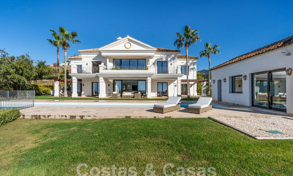 Villa de luxe de style méditerranéen à vendre avec vue panoramique sur la mer à Marbella - Benahavis 59885