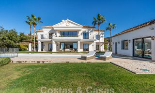 Villa de luxe de style méditerranéen à vendre avec vue panoramique sur la mer à Marbella - Benahavis 59885 
