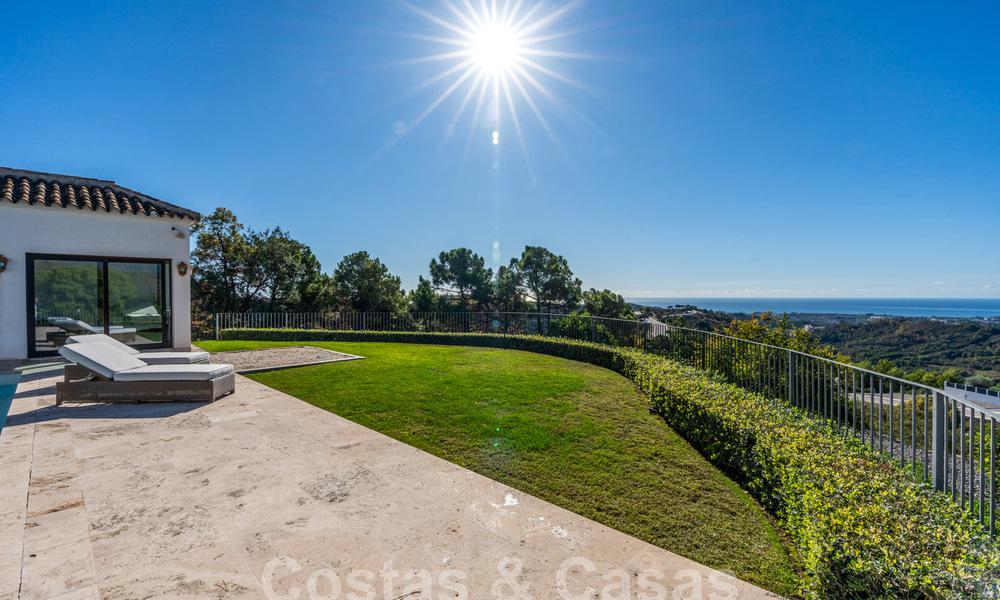 Villa de luxe de style méditerranéen à vendre avec vue panoramique sur la mer à Marbella - Benahavis 59887